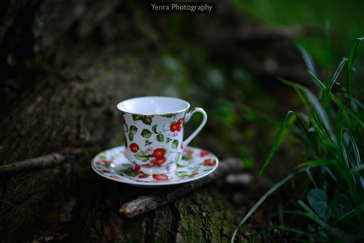 Strawberry teacup
